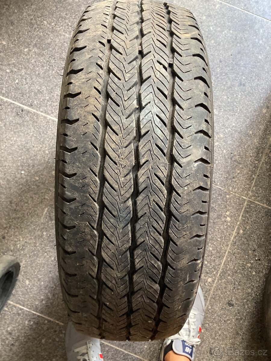 205/65 R16 C. Celoročně 1 kus