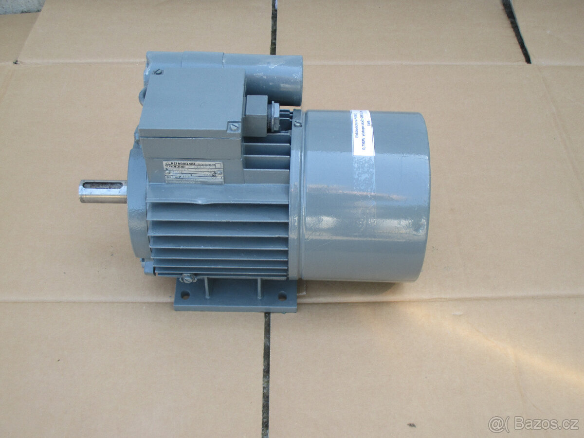 Elektromotor 4APJC90S-2  0,75KW  2850 ot/1min.na 220V.