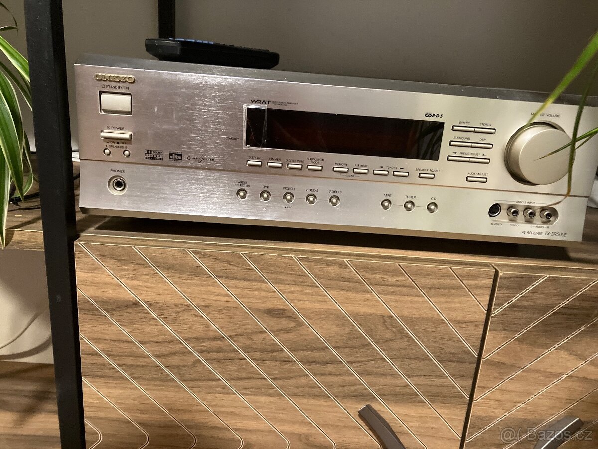 Receiver zesilovac Onkyo TX-SR500E