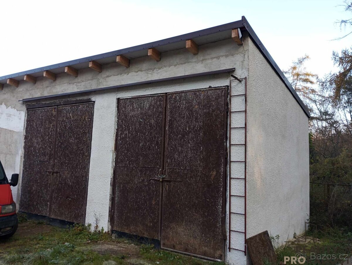 Pronájem skladových nebo garážových prostor  Kladno -Švermov