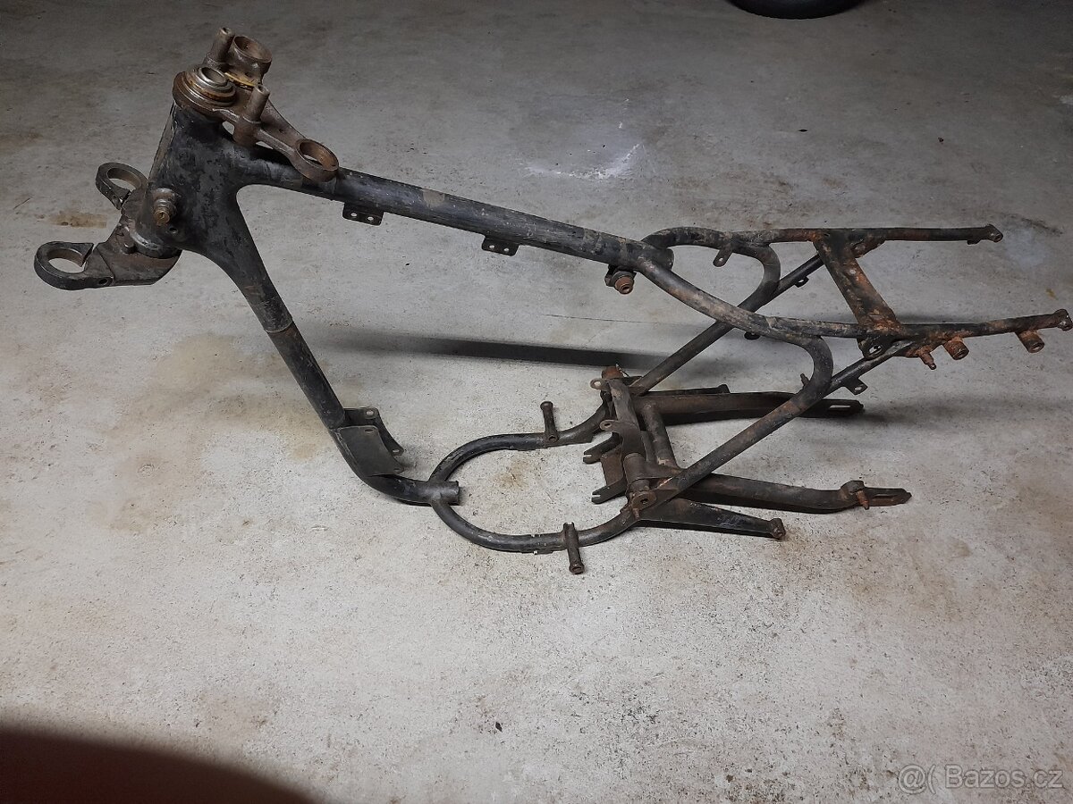 Rám na moto ČZ 350