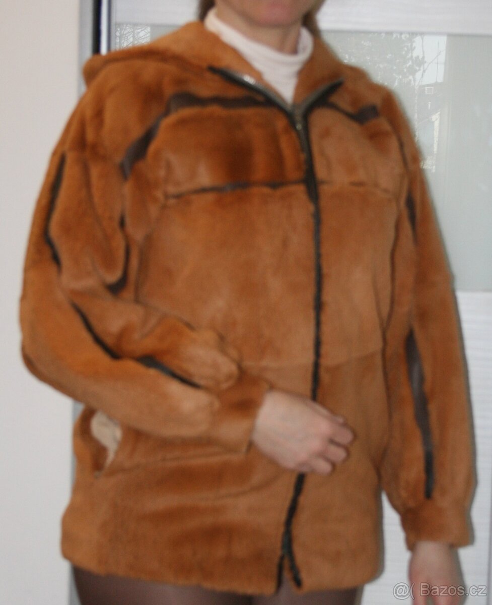 Bunda značky Kara