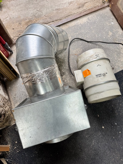 Vzduchotechnika, motor TD-800/ 200, kruhové potrubí 200 mm