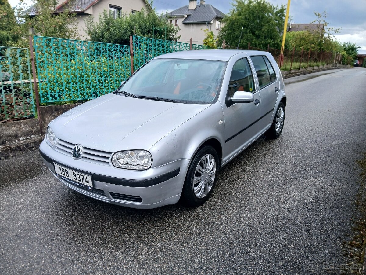 Volkswagen golf 1.6Mpi, 77kW, Nová STK