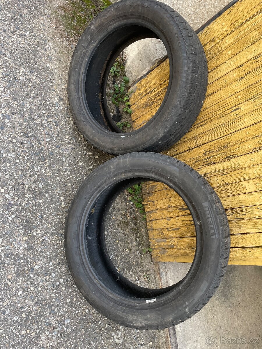 Pirelli 235/50/19 zimni