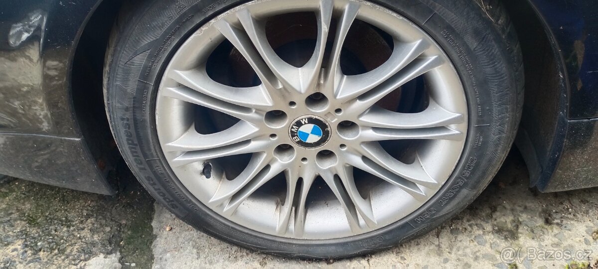 Sada zimních kol BMW e60 E61 /// M 530XD 225/50 R17