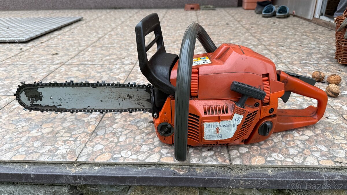 Motorová pila husqvarna