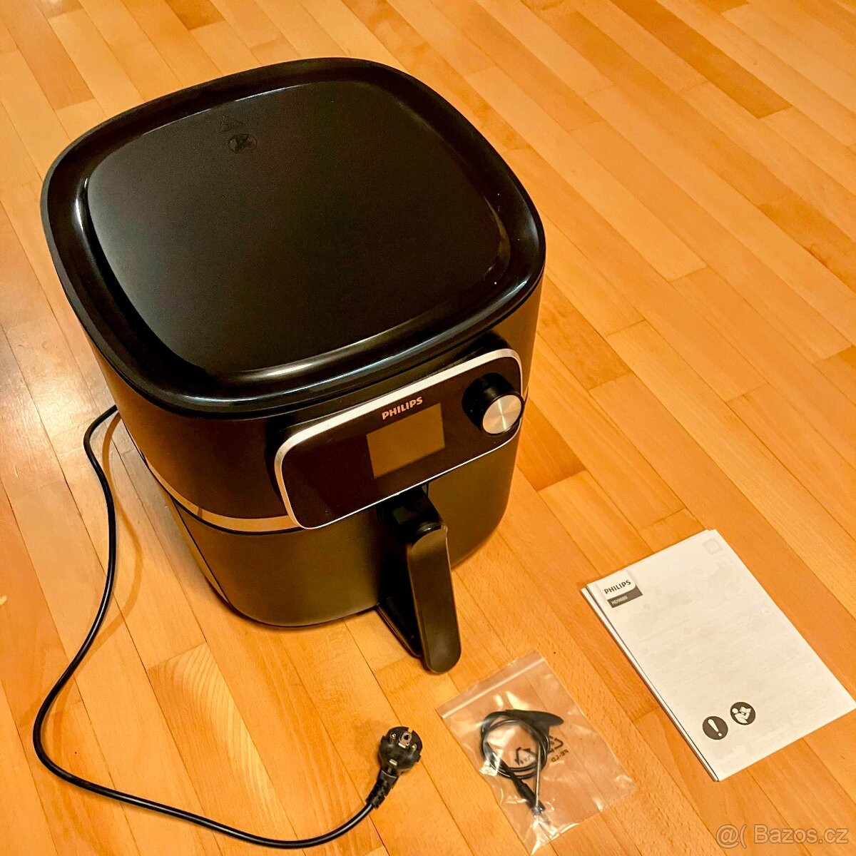 Horkovzdušná fritéza Philips HD9880