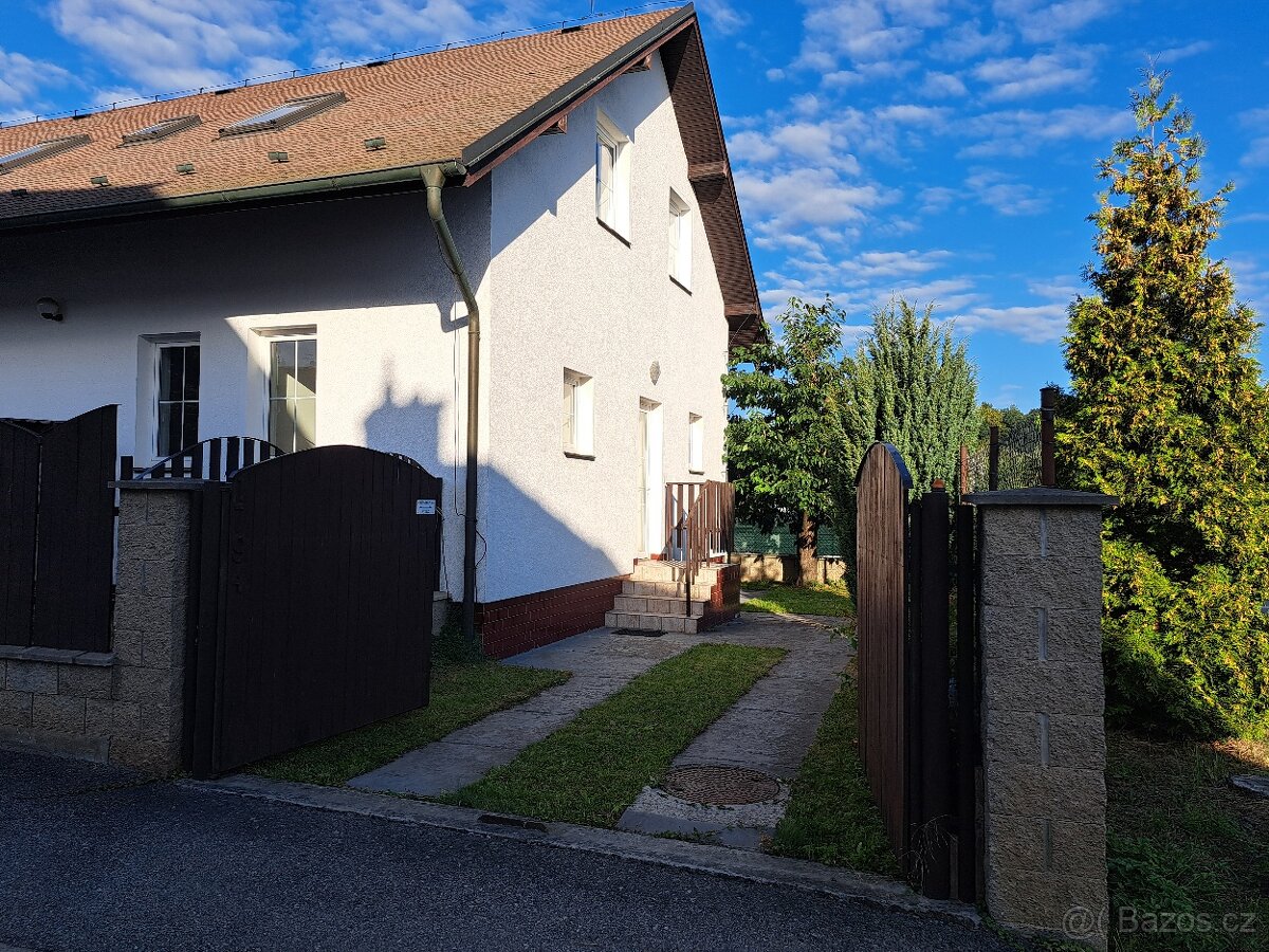 Pronájem komerčního prostoru 50 m2.