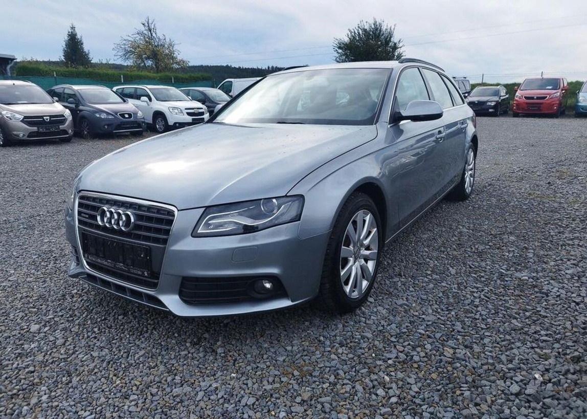 Audi A4 2.0 TDI QUATTRO, Kůže, Navi nafta manuál 125 kw