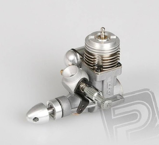 Poptávám do zbirky starší spalovací motory i polorozbyte