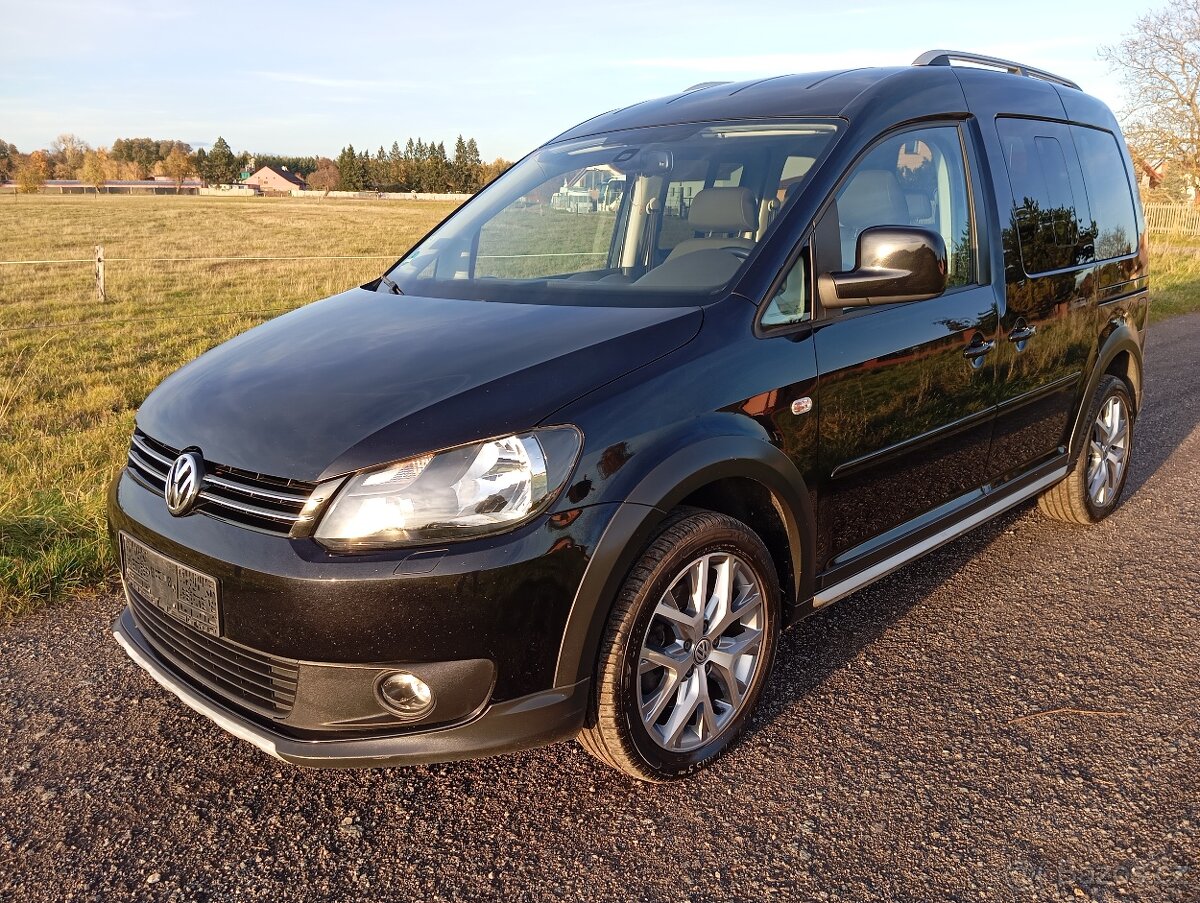 VW Caddy CROSS 2.0 Tdi 103kw , 1.maj. CFHC
