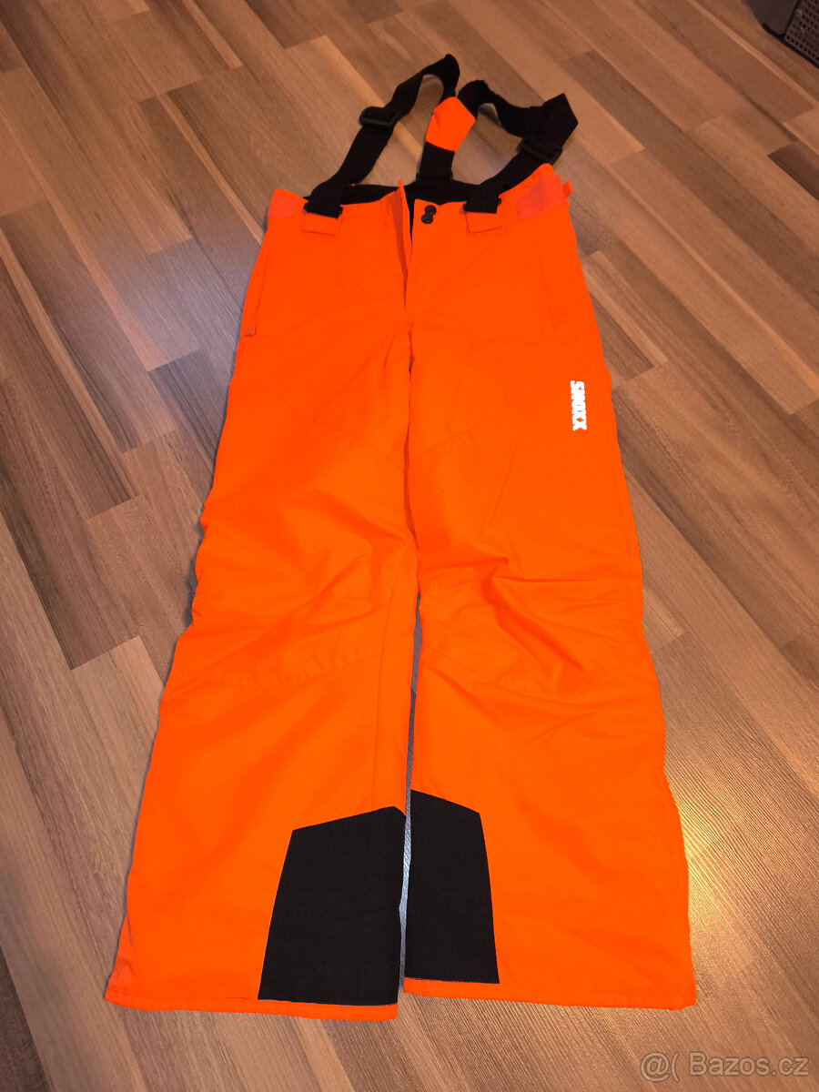 Dětské zimní/lyžařské kalhoty vel. 140