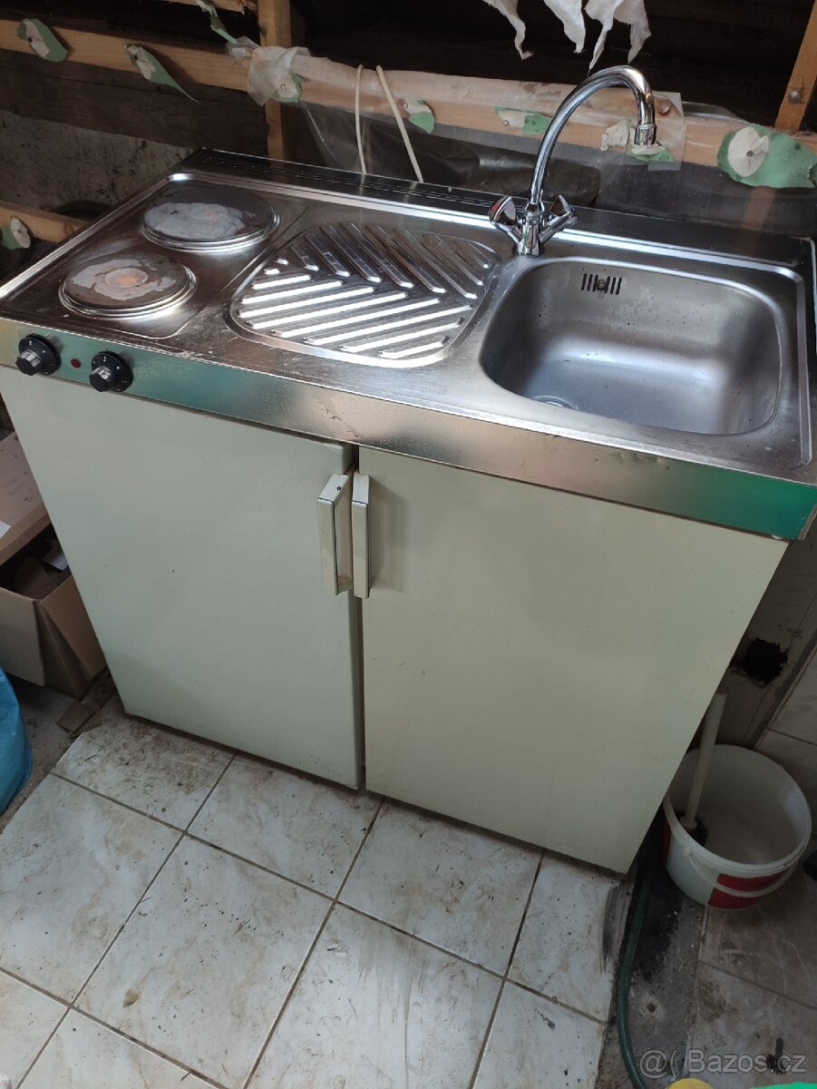 Mini kuchyně kuchyňská linka