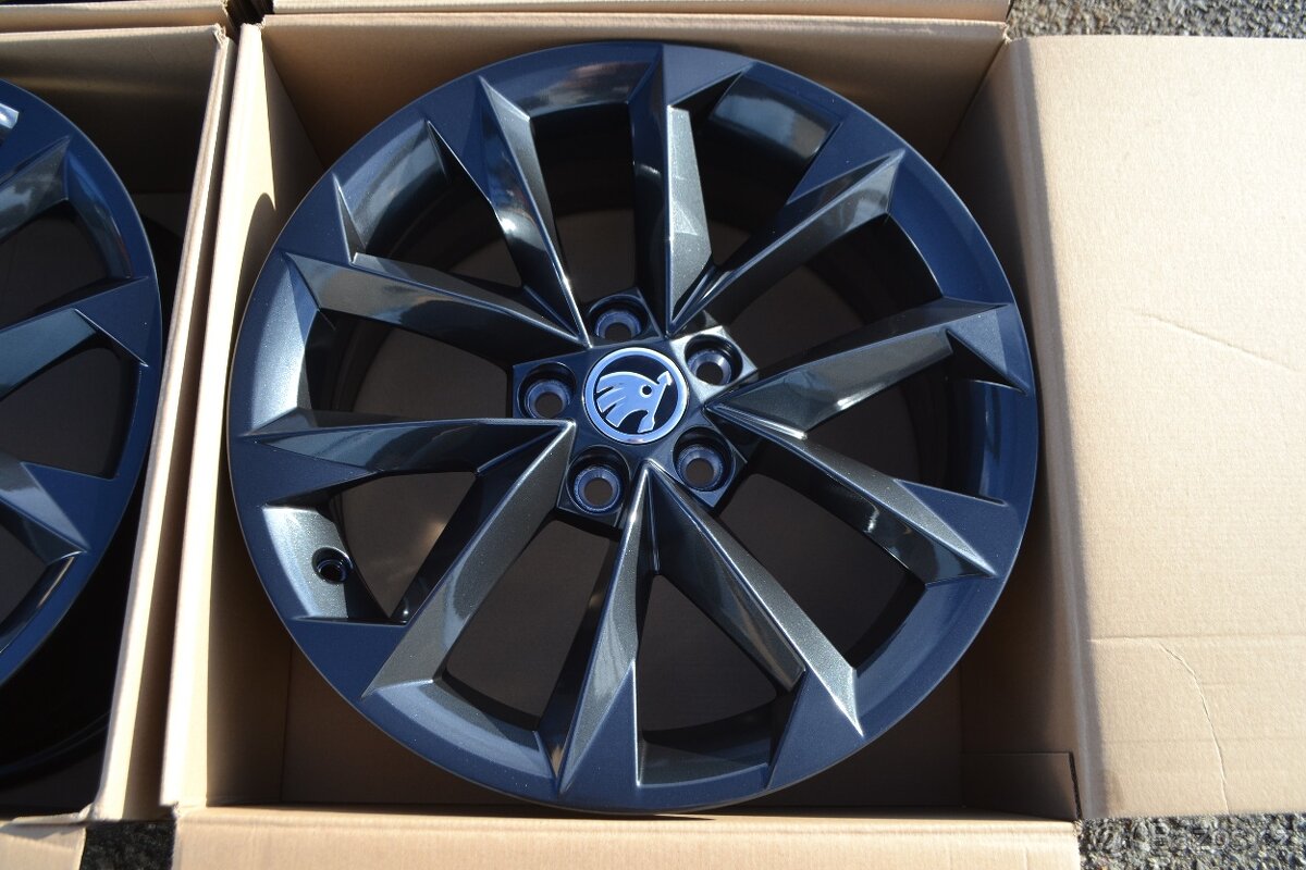 Škoda Kamiq/Scala,S.Arona– NOVÉ 16 originál Alu disky-černé