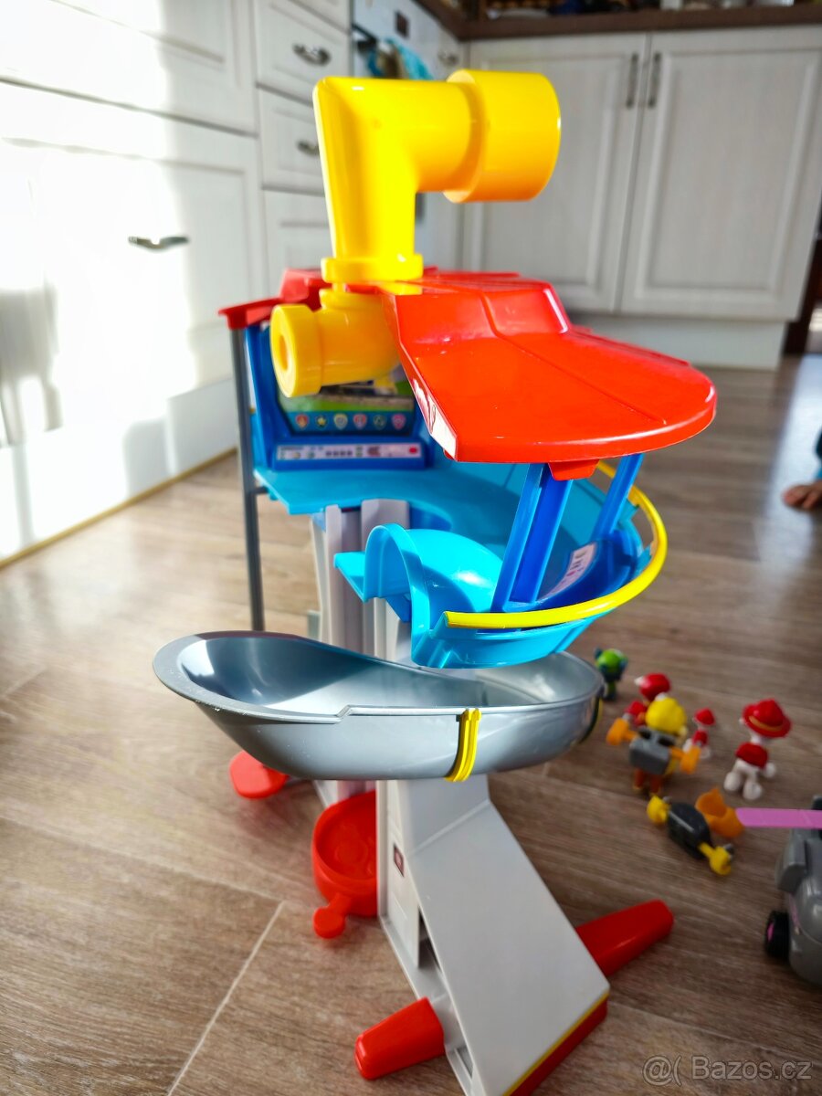 Tlapková Patrola Řídící Věž