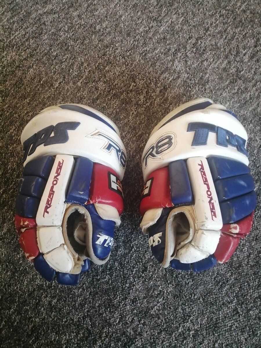 Hokejové rukavice TPS