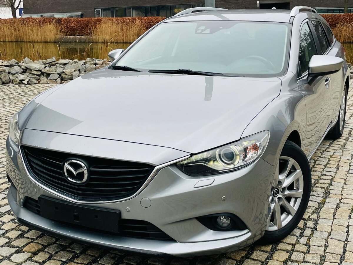 Mazda 6 2.0i 121KW BENZIN MANUÁL VÝHŘEV SENZORY PĚKNÝ STAV