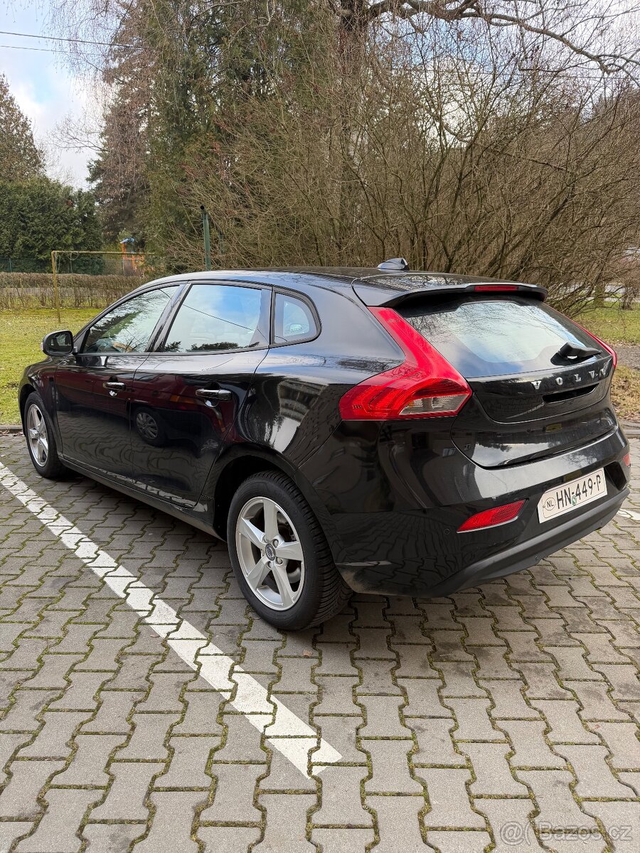Volvo v40 automatic