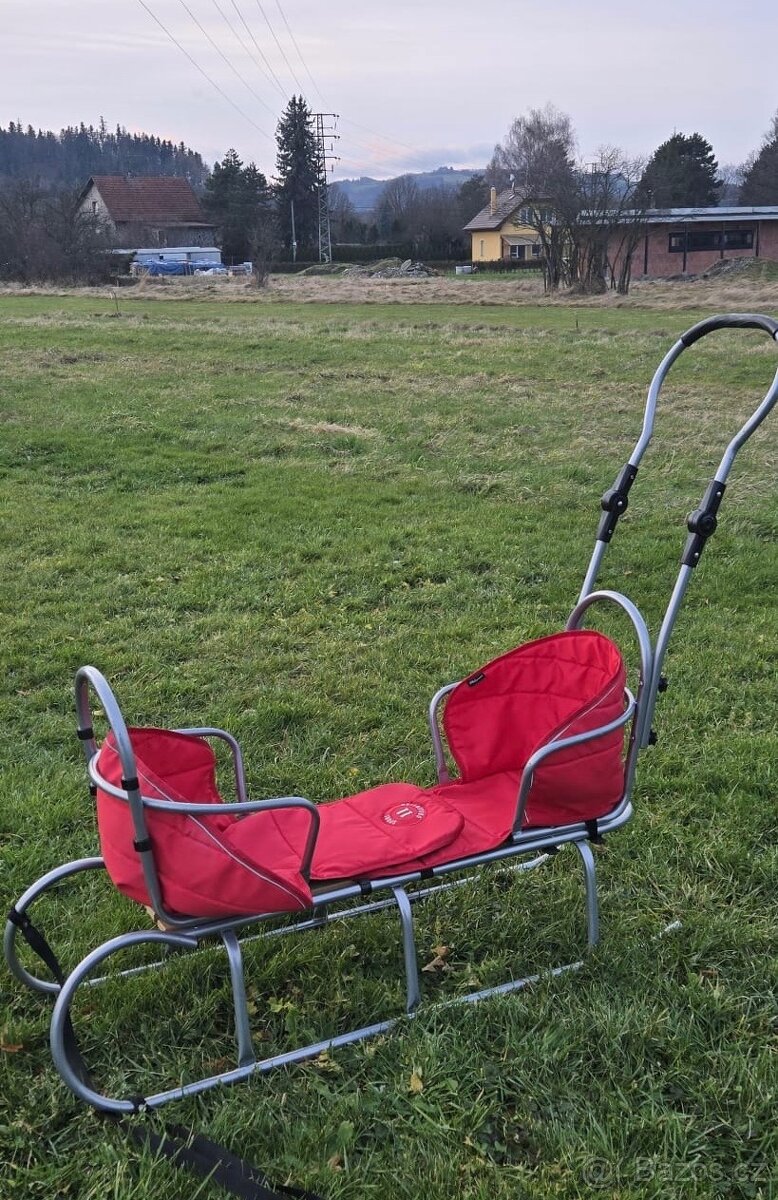 Sáňky pro sourozence / dvojčata