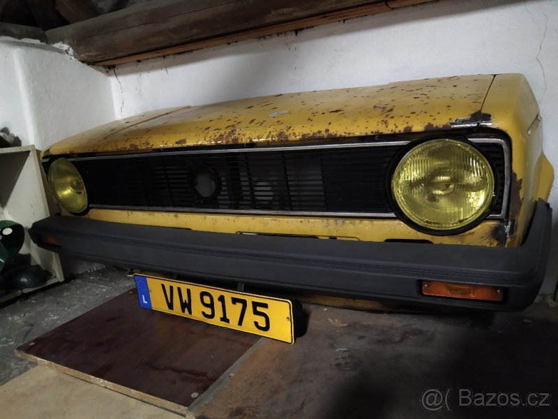 VW Golf Mk1 předek