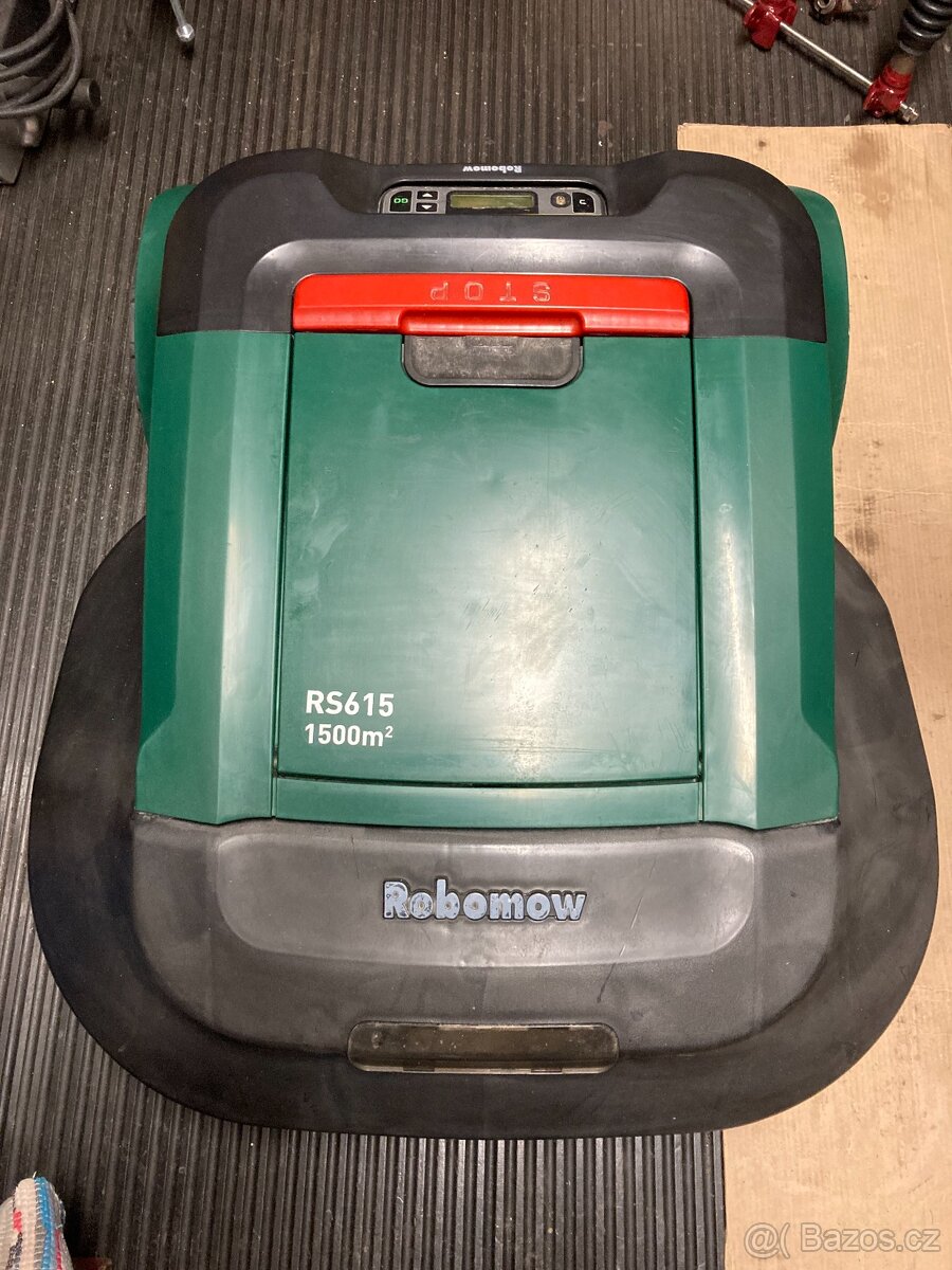 Robotická kosačka Robomow RS 615