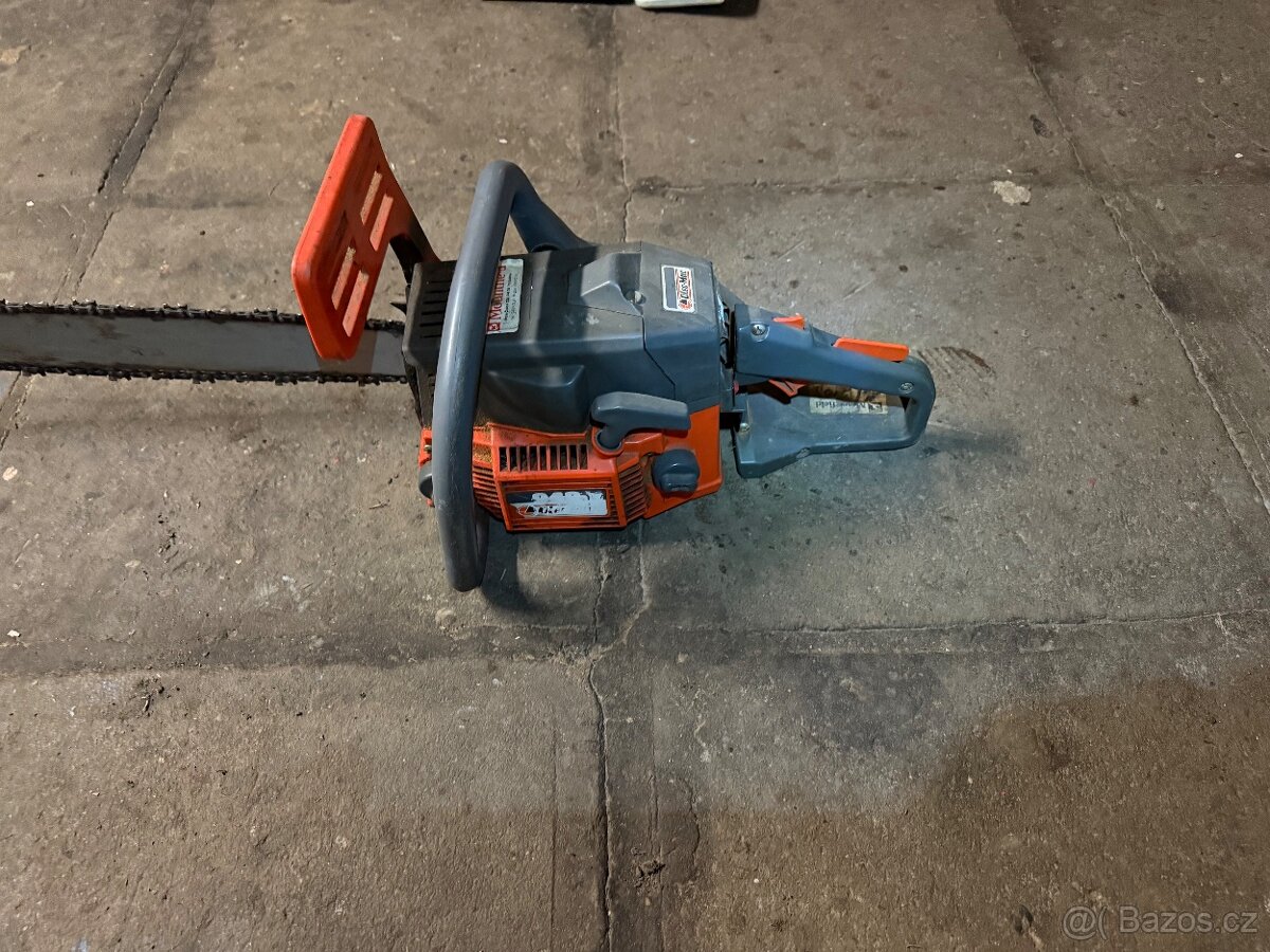 Prodám motorovou pilu