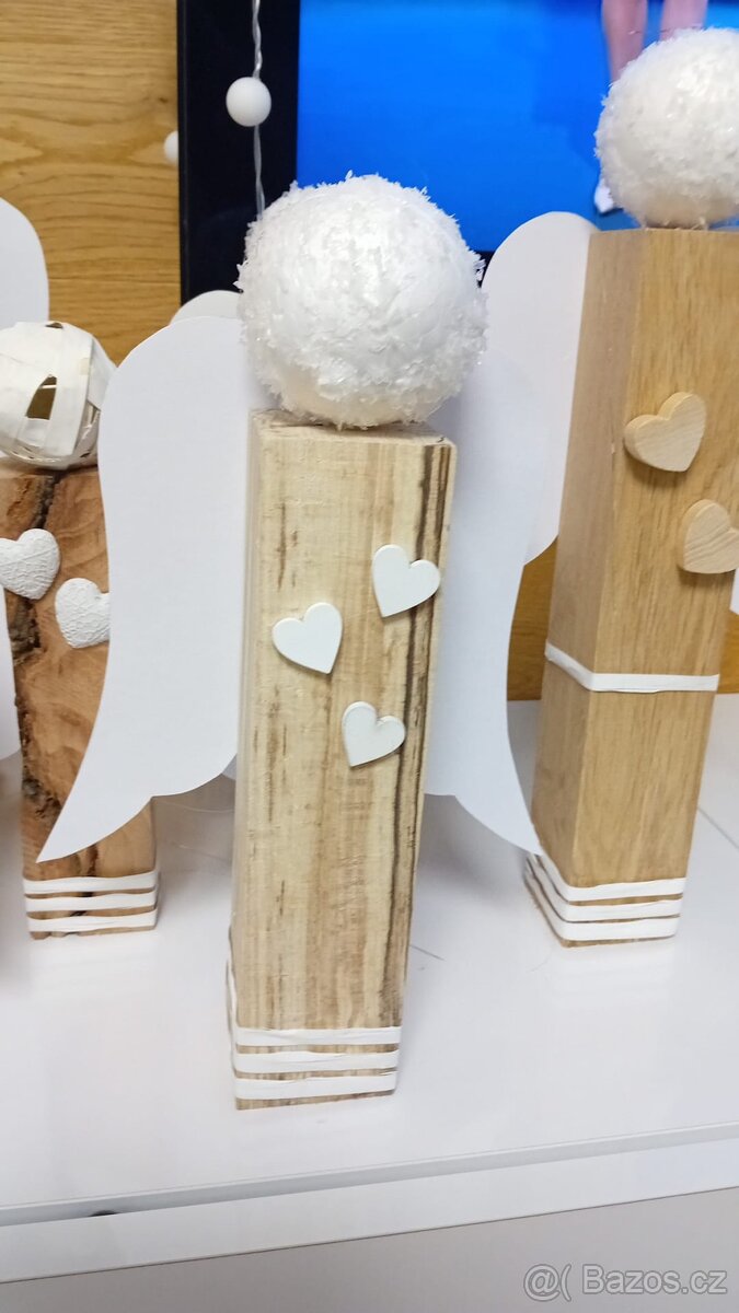 Dřevěné andělíčky