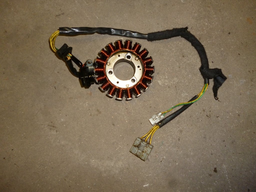 Peugeot Satelis 125 Compressor. Stator zapalování-alternátor