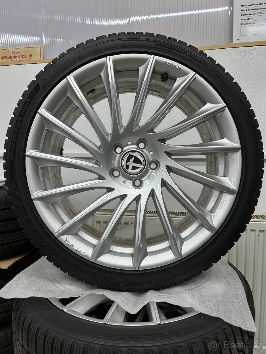 Alu sada Tomason 235/40 R19 96V
