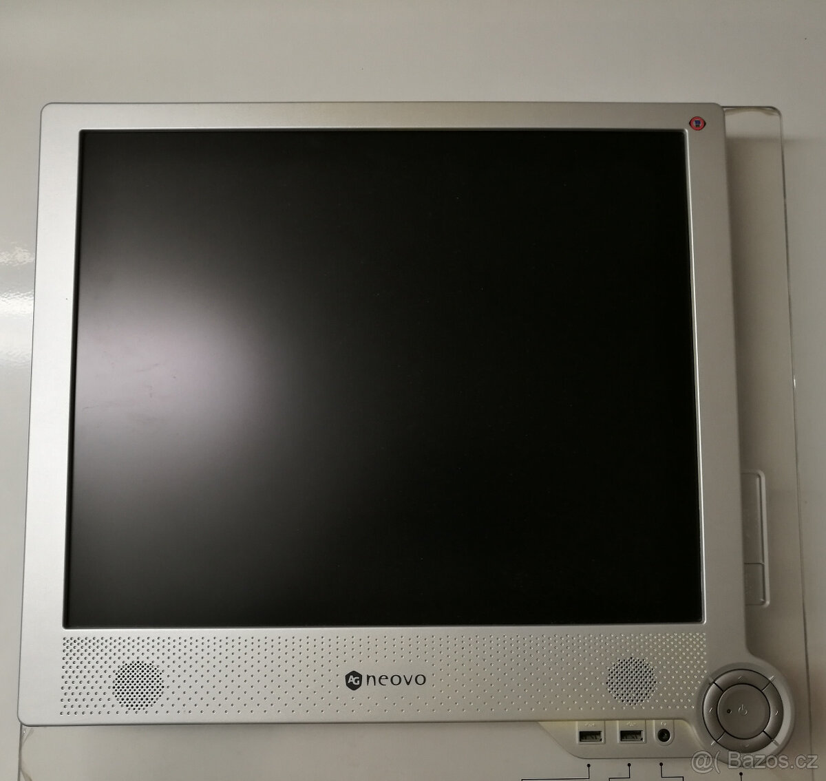 Monitor 19