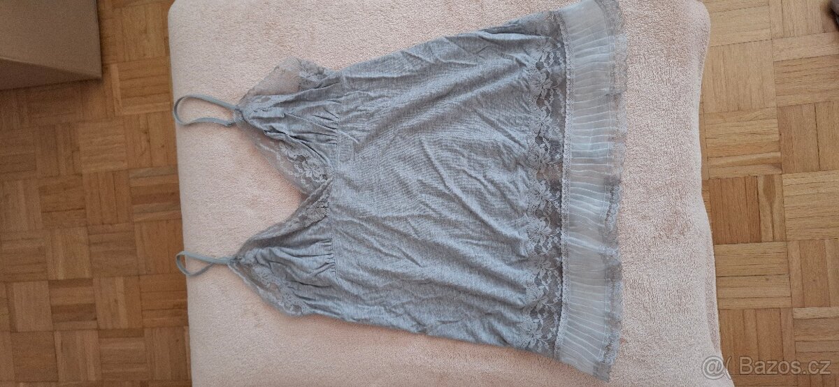 Šedá košilka Victoria's Secret, vel. M
