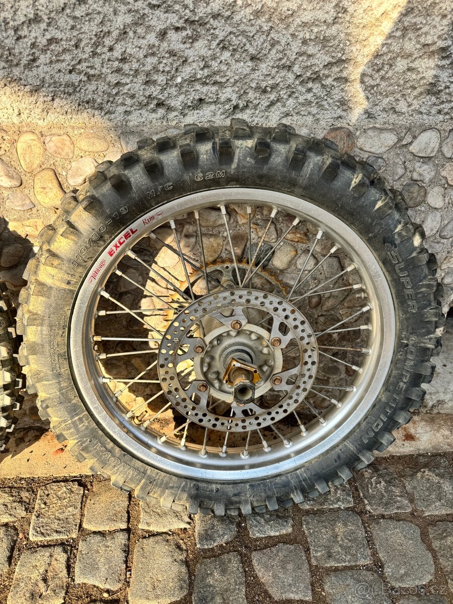 Zadní kolo Yamaha YZF
