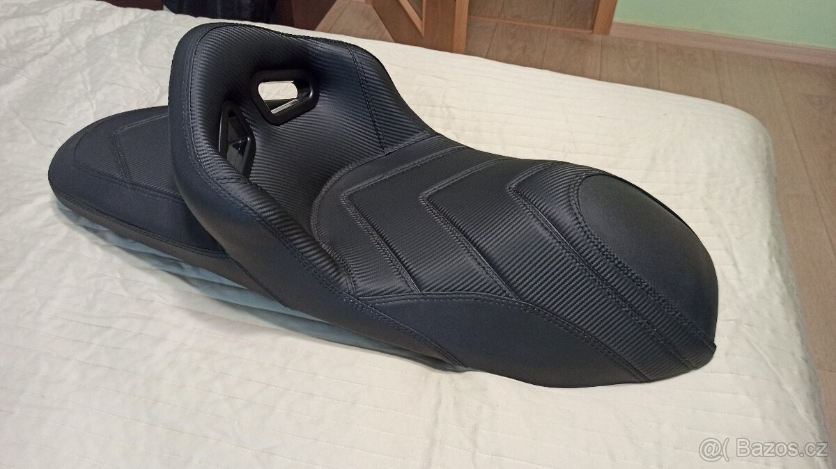 Prodej luxusního sedla na Hondu PCX 125