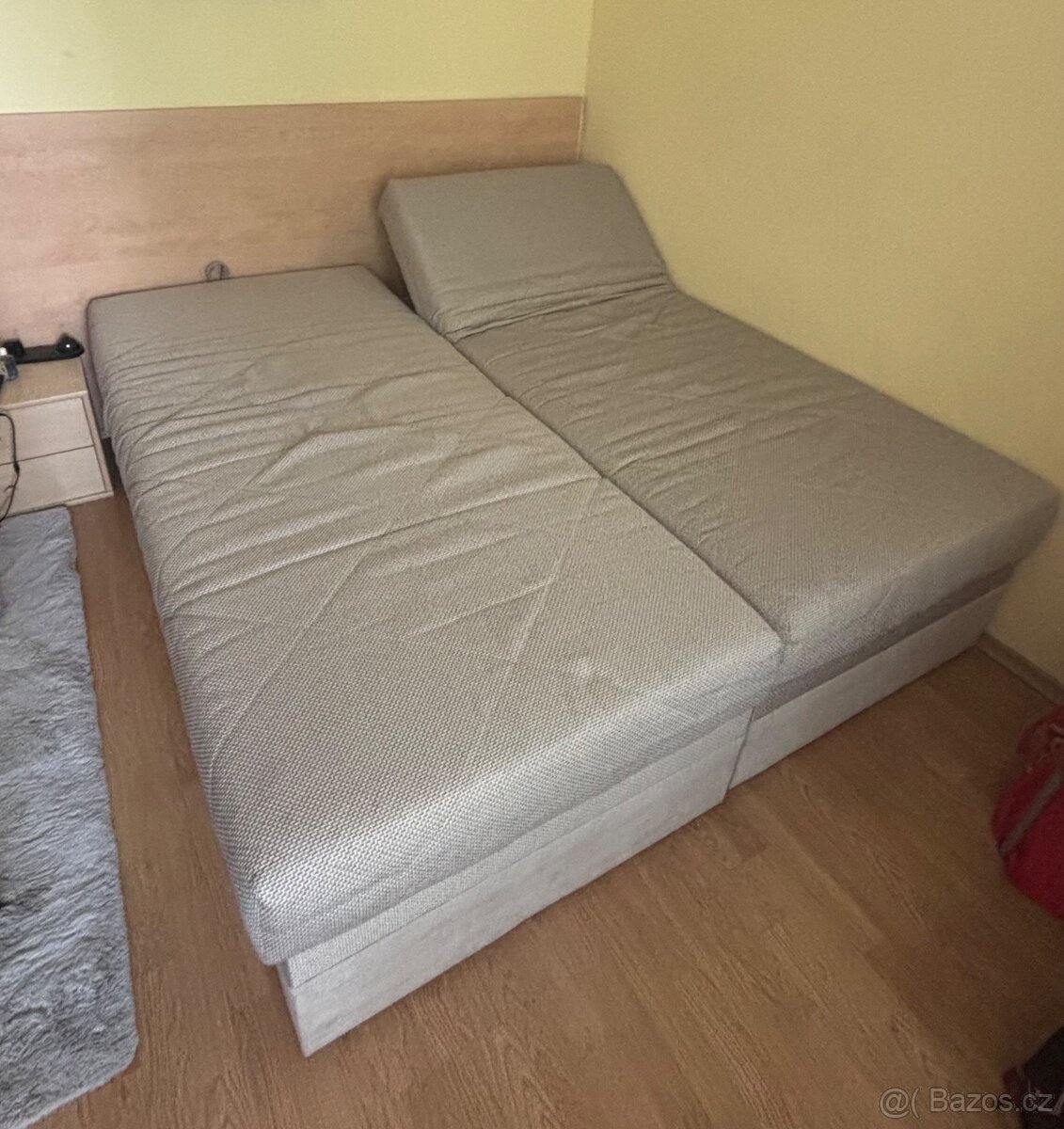 Válenda s úložným prostorem