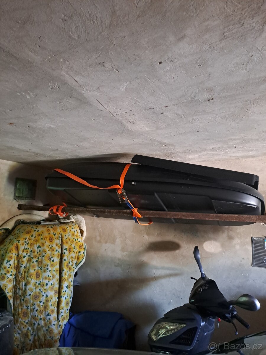 Rakev na auto