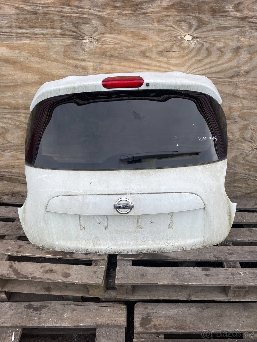 Páté dveře Nissan Juke