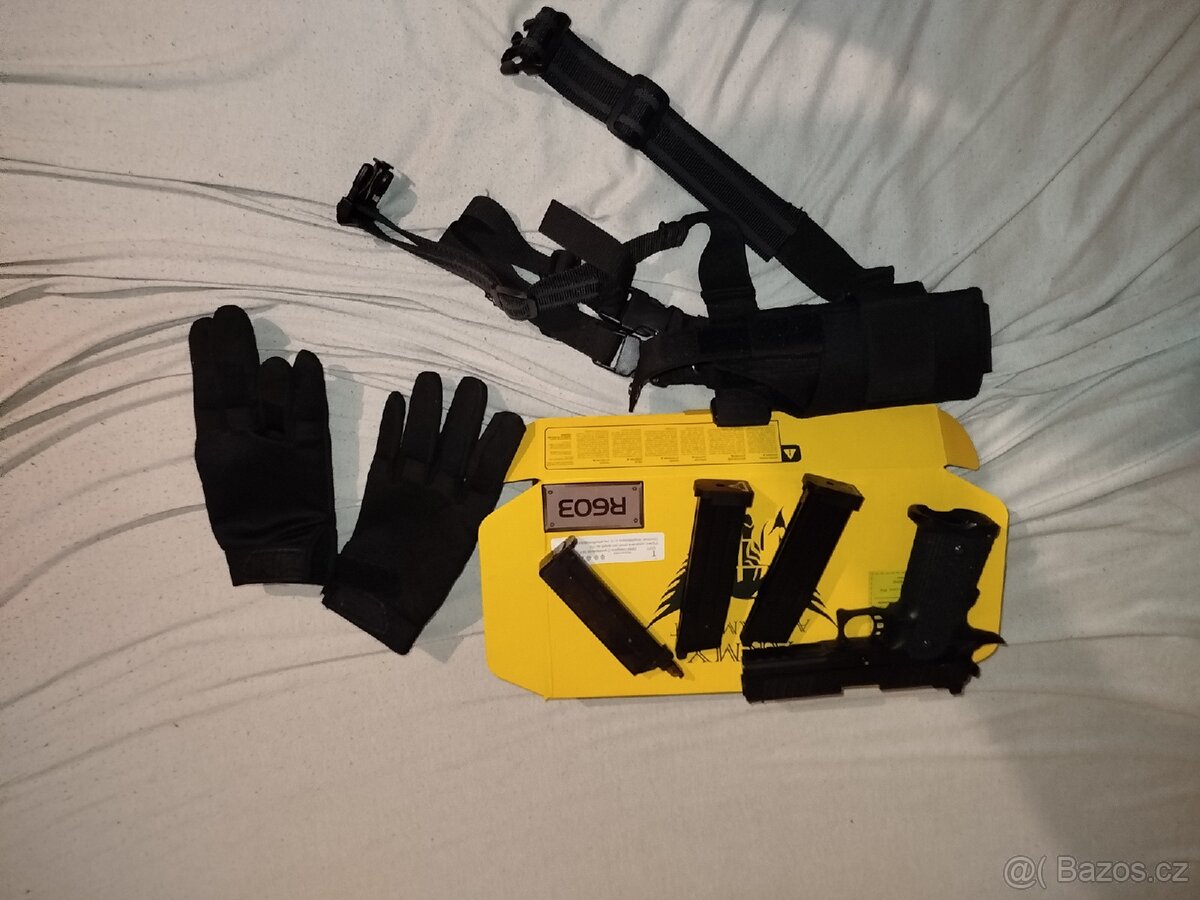 R603 Airsoftová zbraň (plynová a BB)+ostatní doplňky.