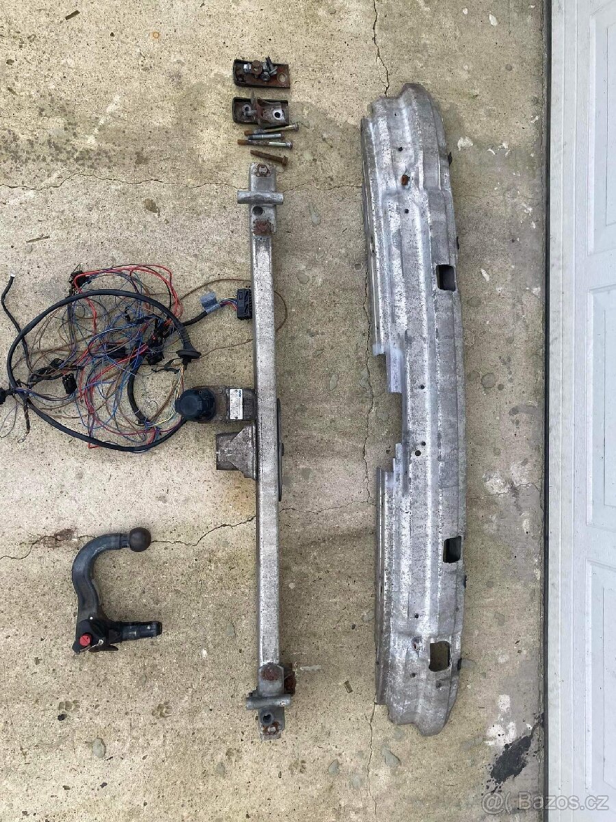 BMW E39 odnímatelné tažné