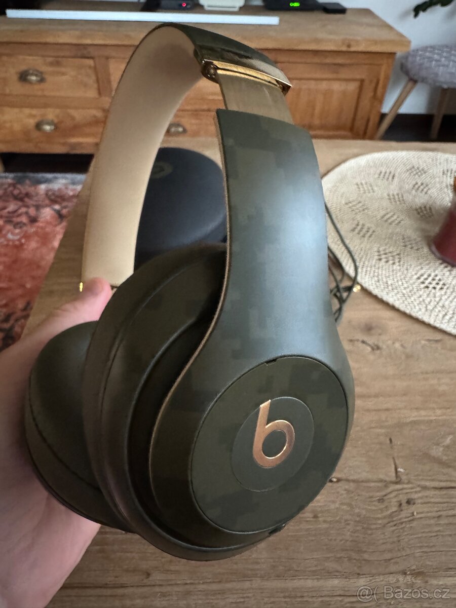 Beats Studio 3 Collection Forest Green bezdrátová sluchátka