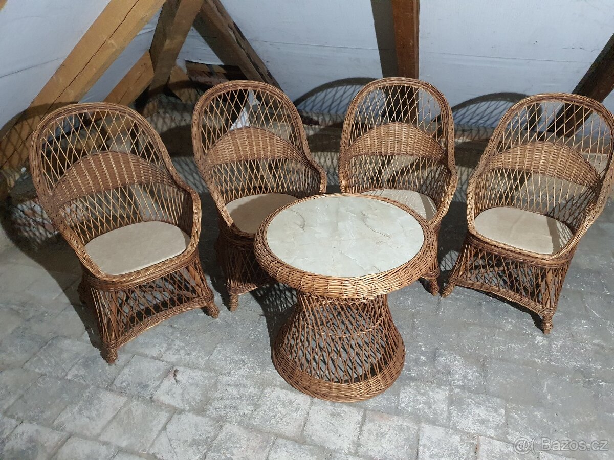 Proutěný obývací set