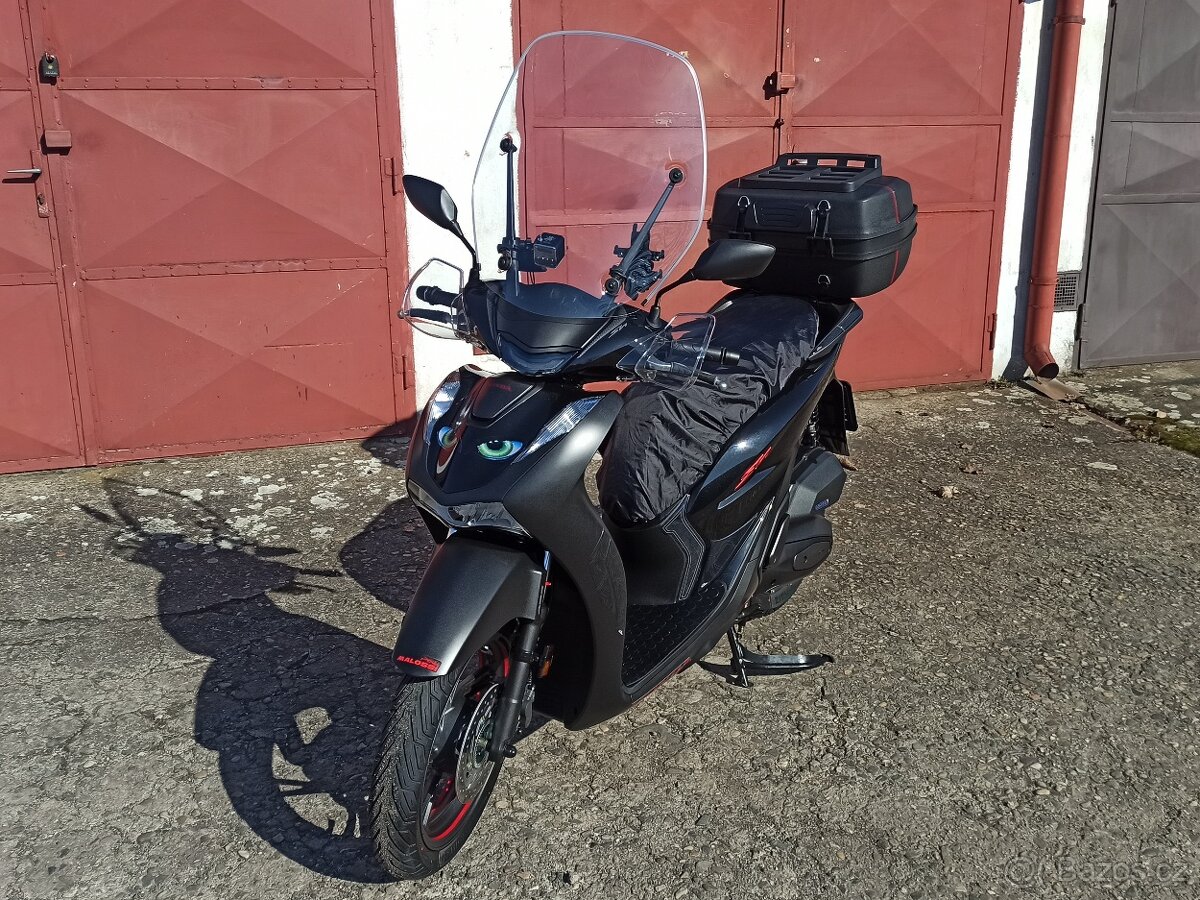 Prodám skútr Honda SH 125i 2024