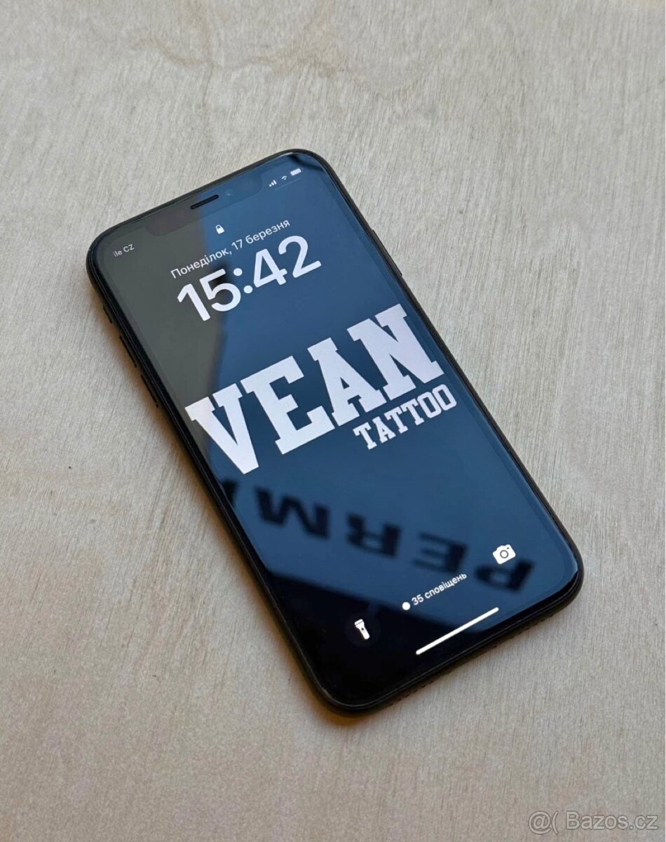 iPhone XR 128