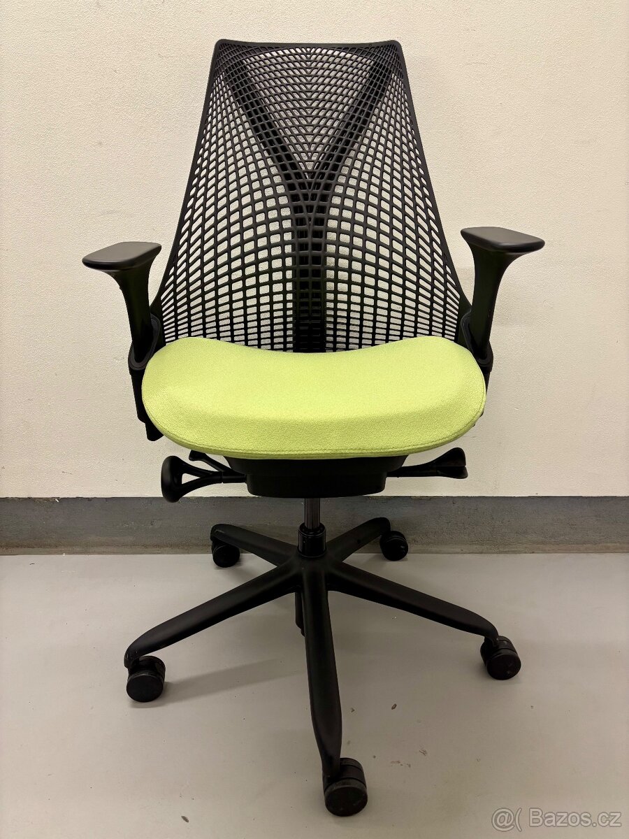 Kancelářská židle Herman Miller Sayl