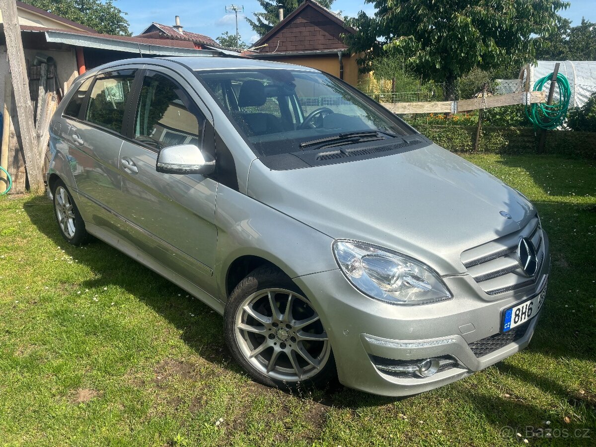 Mercedes Benz 200