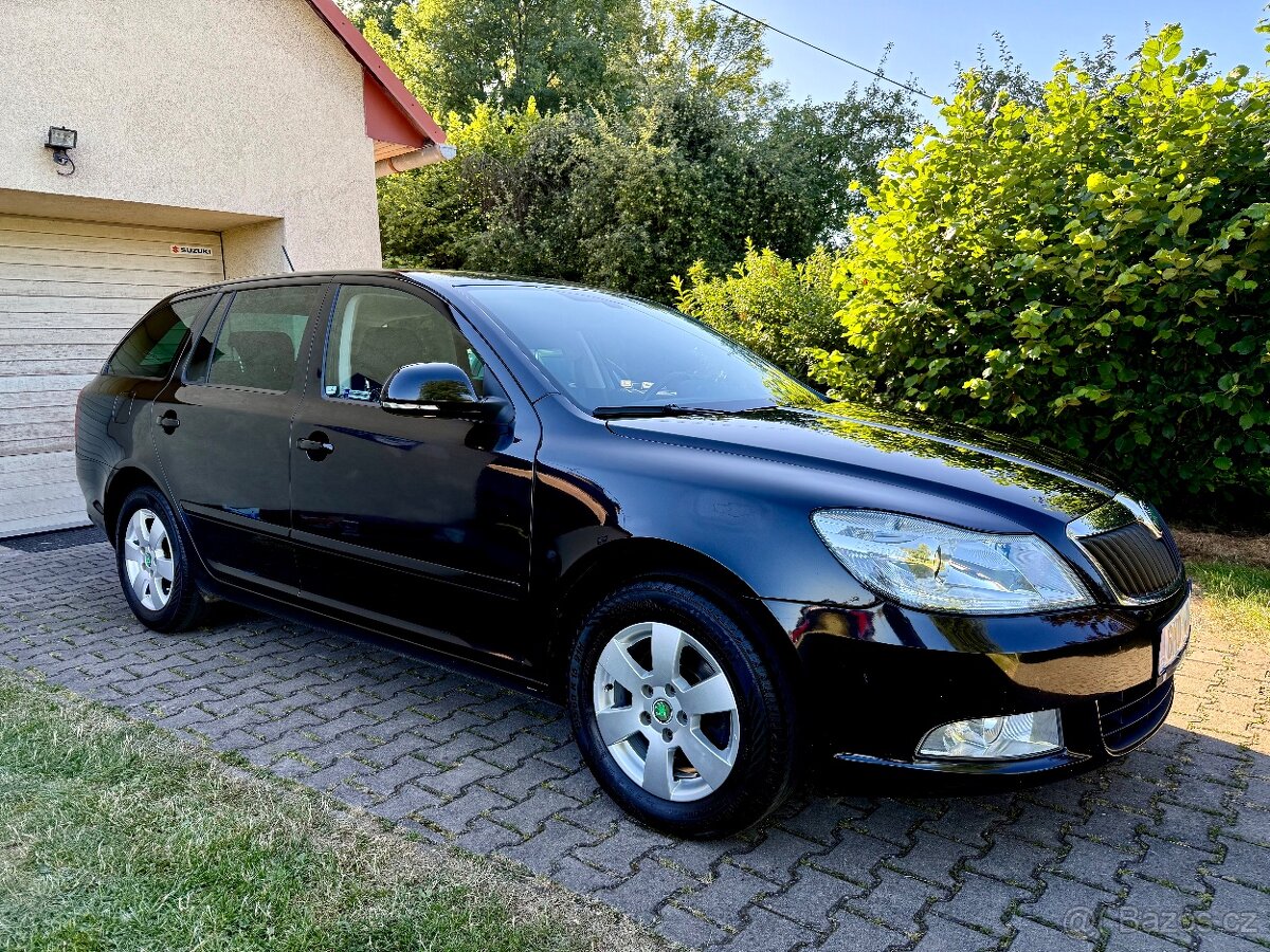 Škoda Octavia 1,6 TDi 77kW, ČR, 6/2012, 2.maj. Elegance