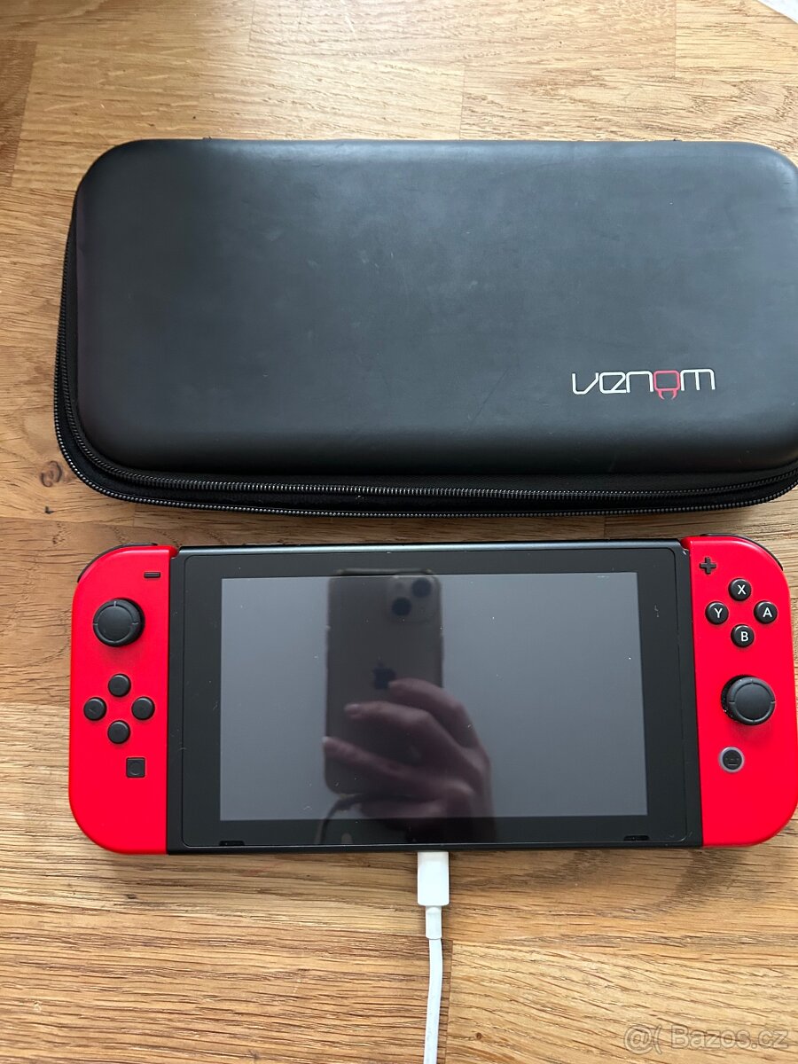 Nintendo Switch(red)+Super Mário Odyssey