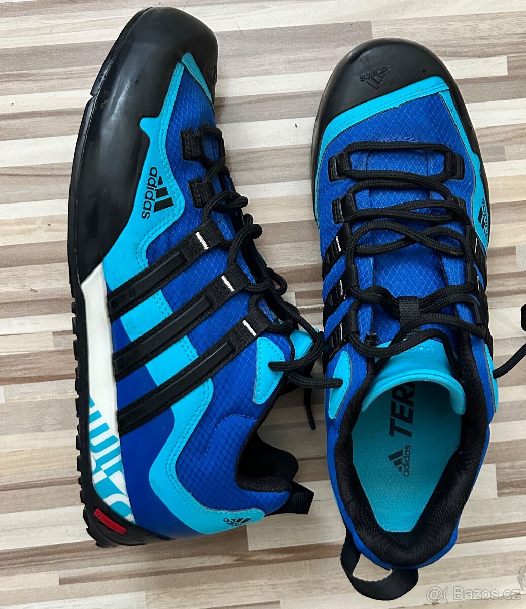 Troje značkové tenisky , Adidas Terrex a Nike vel.42