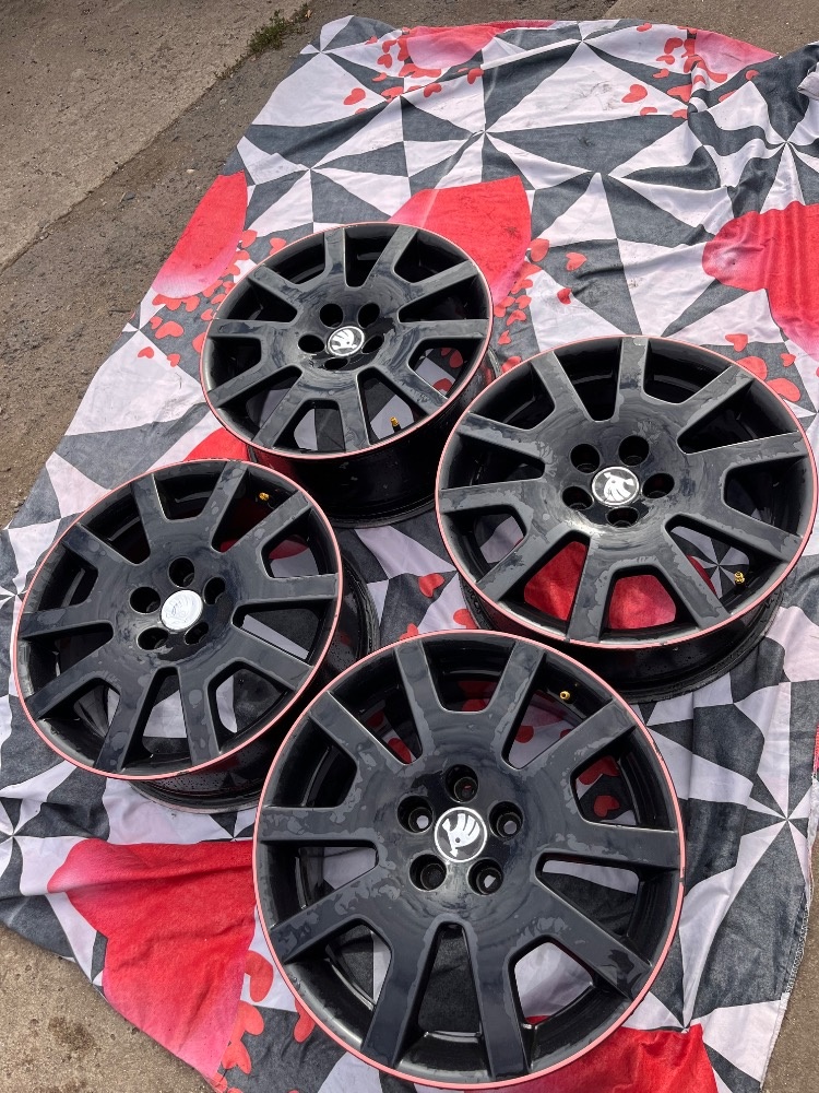 alu kola 5x100 r16 fabia RS