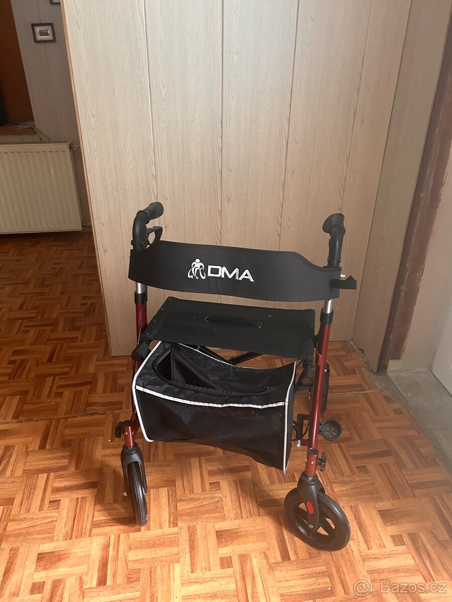 Odlehčené chodítko DMA